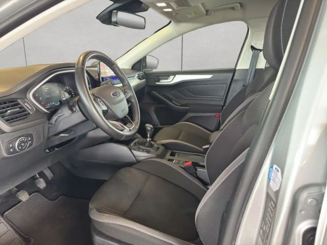 Ford Focus Cool & Connect EcoBoost Wagon