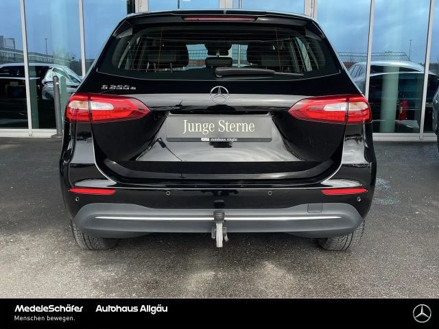 Mercedes-Benz B 250 B 250 e Style