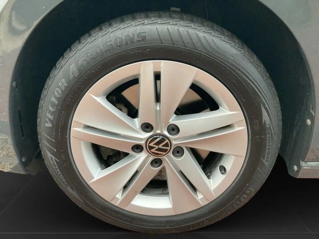 Volkswagen Golf 2.0 TDI DSG Life Variant