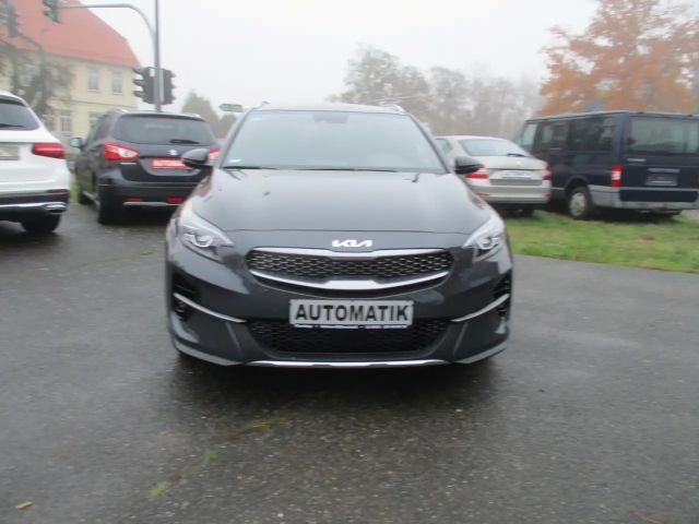 Kia XCeed Black Xdition / Automatik / Klima . . .