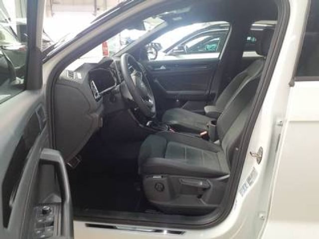 Volkswagen T-Roc 1.5 TSI DSG R-Line