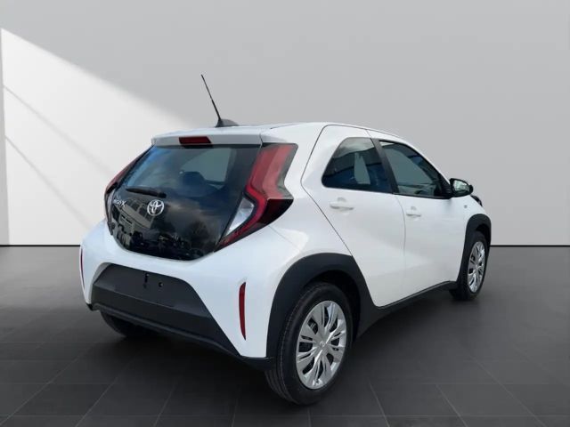 Toyota Aygo X Business Hatchback