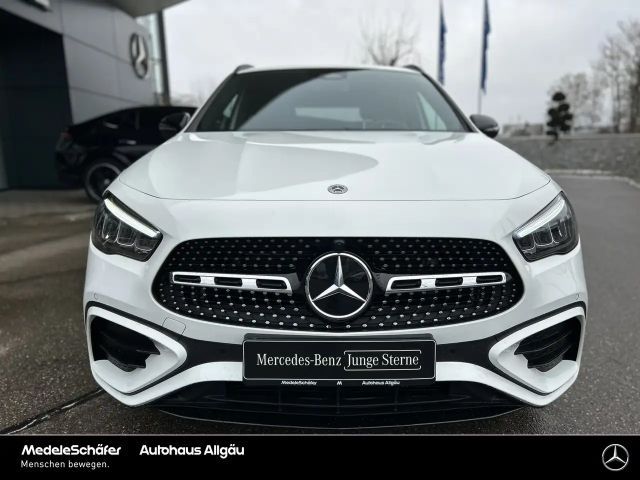 Mercedes-Benz GLA 200 AMG Line