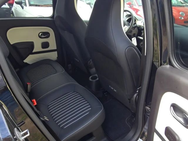 Renault Twingo E-Tech Techno