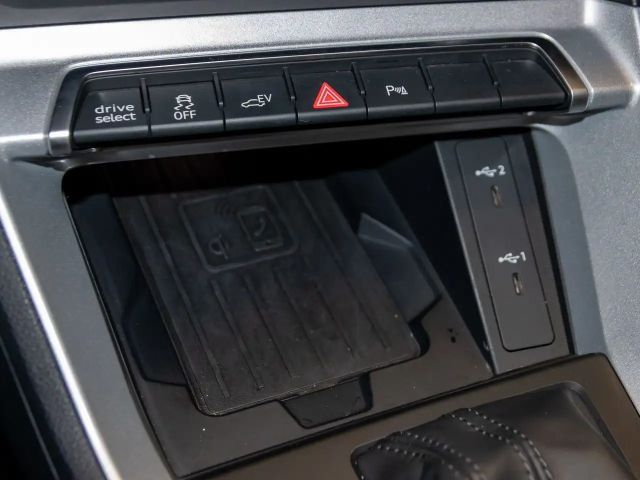 Audi Q3 45 TFSI Ambiente Hybride