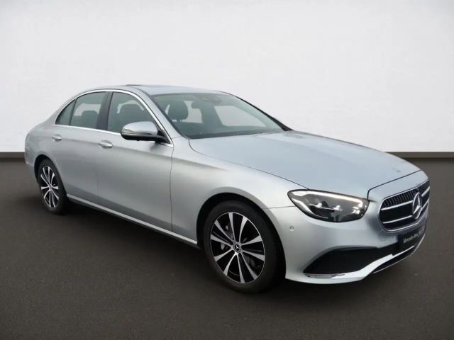 Mercedes-Benz E 450 4MATIC Sedan
