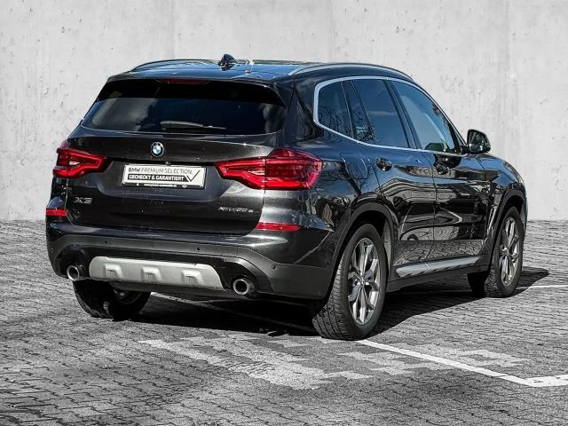BMW X3 xDrive30e