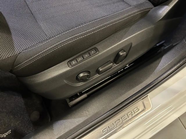 Skoda Superb Combi Style Style