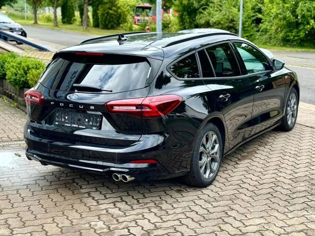 Ford Focus ST Line Wagon
