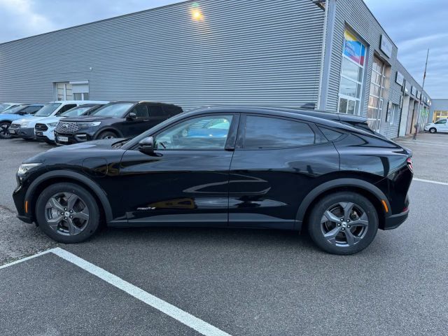 Ford Mustang Mach-E Standard range