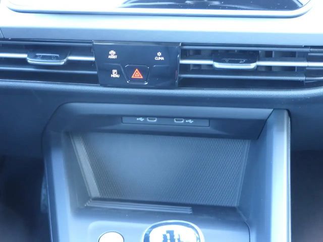 Volkswagen Golf Rabbit TSI