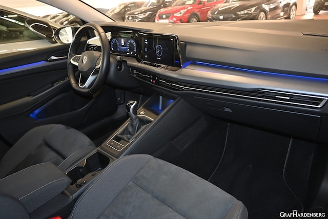 Volkswagen Golf 1.5 TSI Golf VIII Style