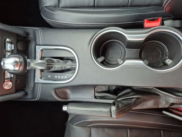 Ford Mustang Fastback GT 5.0 V8