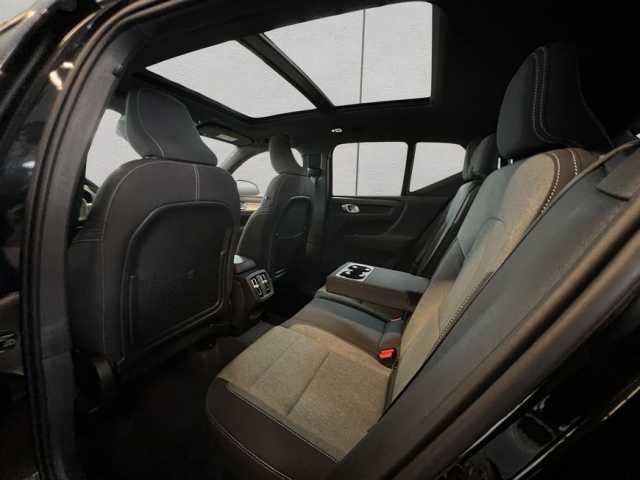 Volvo XC40 Black Edition