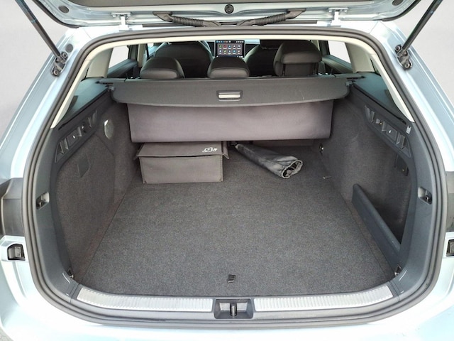 Volkswagen Passat Business eHybrid