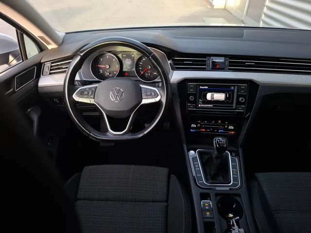 Volkswagen Passat Business Variant