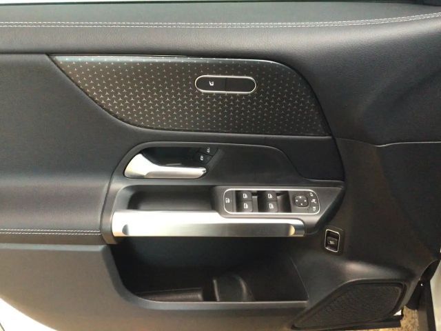 Mercedes-Benz GLB 200 Progressive