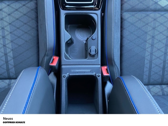 Volkswagen Golf 1.5 TSI DSG Style