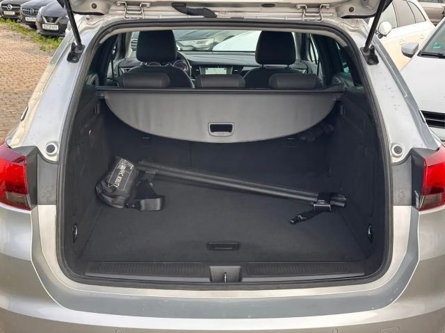 Opel Astra Elegance Sports Tourer