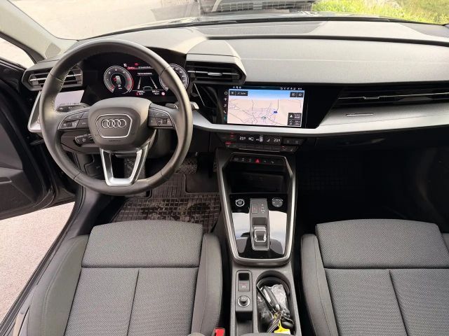 Audi A3 30 TDI Sedan