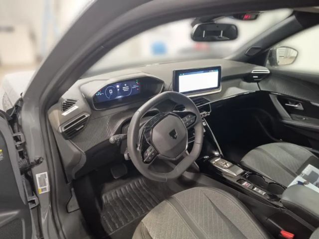 Peugeot 2008 Allure Pack EAT8 PureTech