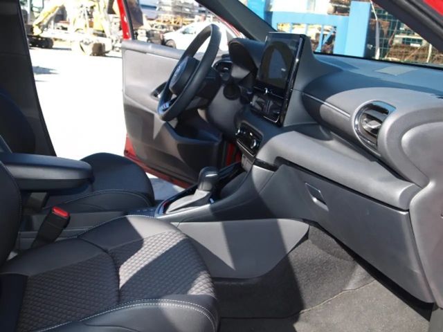 Toyota Yaris Hatchback Lounge