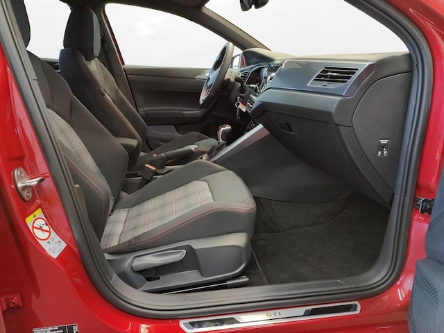 Volkswagen Polo 2.0 TSI DSG GTI