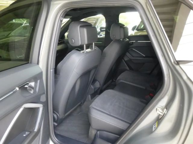 Audi Q3 35 TFSI S-Line