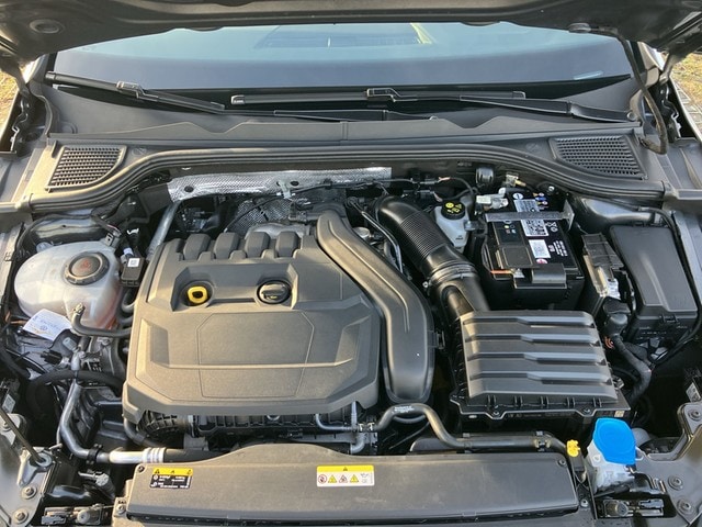 Volkswagen Golf 1.5 eTSI DSG Life Variant