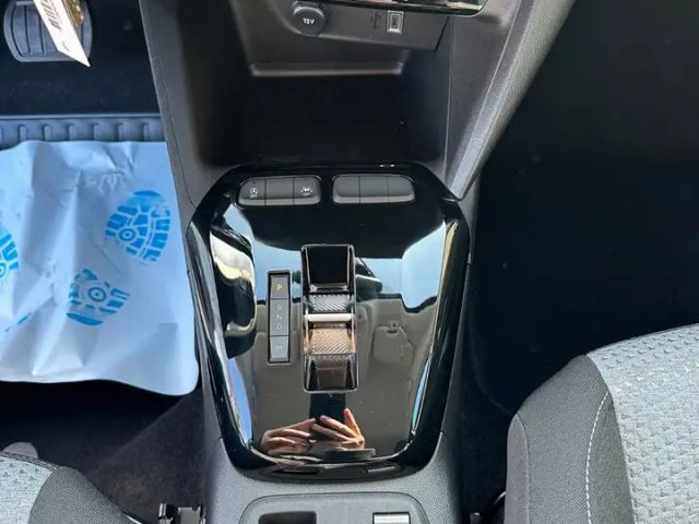 Opel Corsa 1.2 EditionTurbo Automatik,LED,PDC,TZ