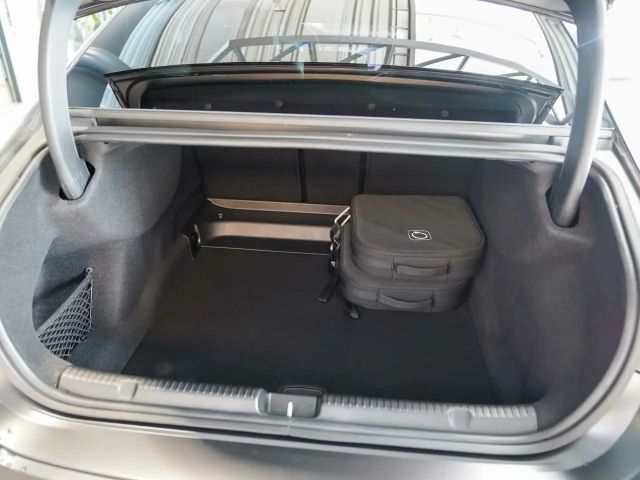 Mercedes-Benz EQE 300 AMG Line Sedan