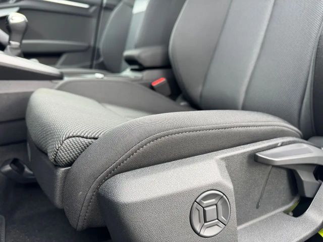 Audi A3 30 TFSI Sedan