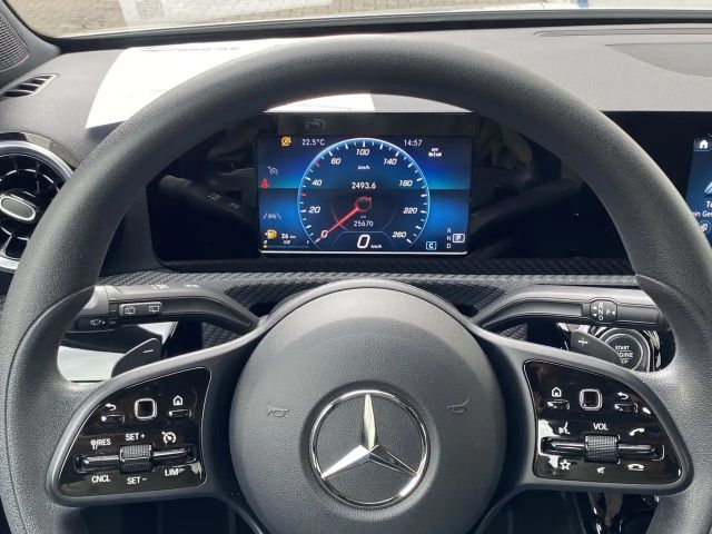 Mercedes-Benz A 200 Business Line