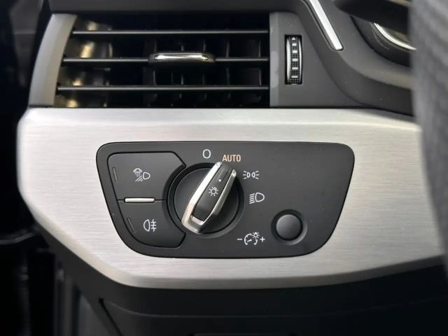 Audi A4 45 TFSI Avant Quattro S-Line