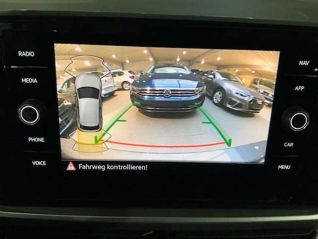 Volkswagen T-Roc 1.0 TSI Plus