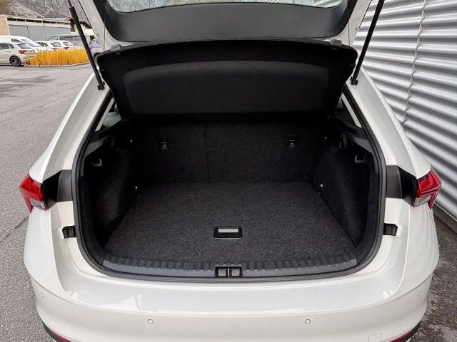 Skoda Scala Essence TSI