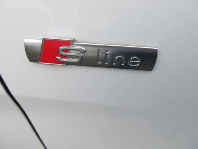 Audi A1 1.0 TFSI S-Line S-Tronic Sportback