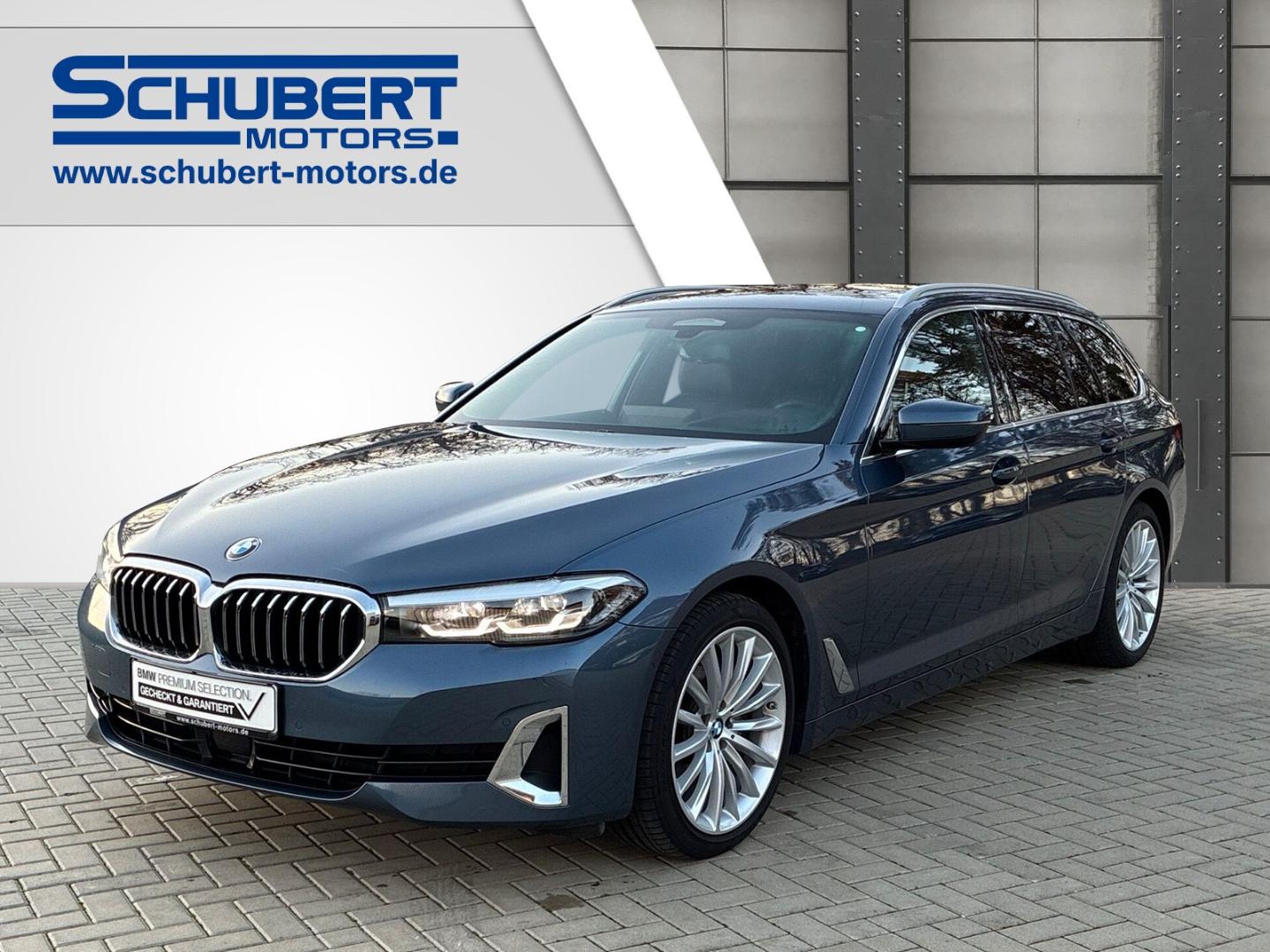 BMW 520 520d Luxury Line Touring xDrive