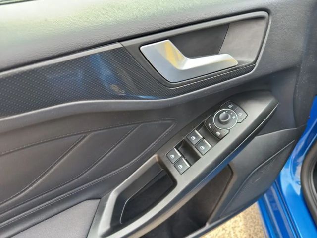 Ford Focus EcoBoost ST Line Wagon