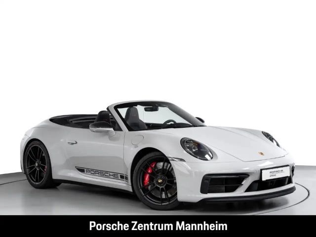 Porsche 992 Cabrio GTS