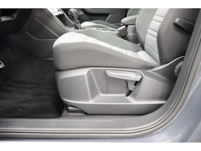 Volkswagen Touran 1.5 TSI DSG R-Line