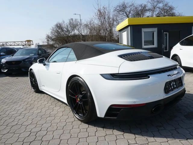 Porsche 911 Cabriolet Carrera GTS