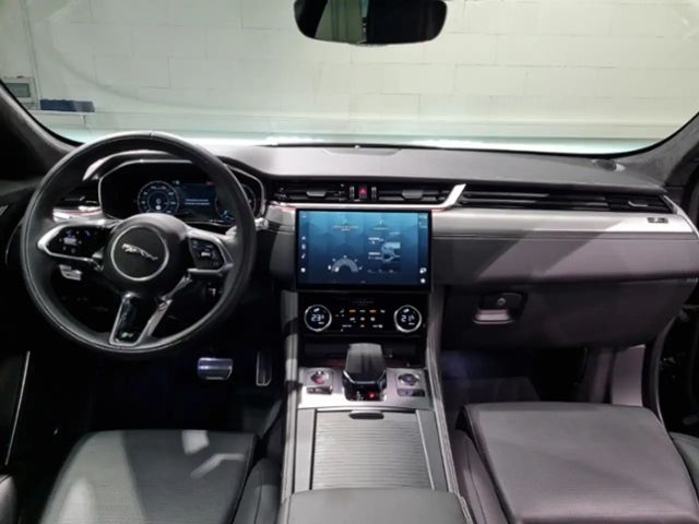 Jaguar F-Pace D300 R-Dynamic