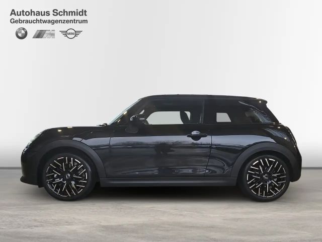 MINI Cooper *Favoured Trim*18"*Navi*HUD*H&K*360*Pano*ParkAssis
