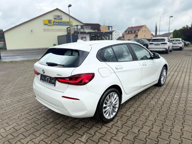 BMW 116 116i Sedan