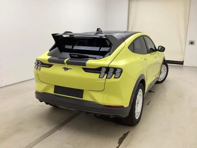 Ford Mustang Mach-E AWD GT