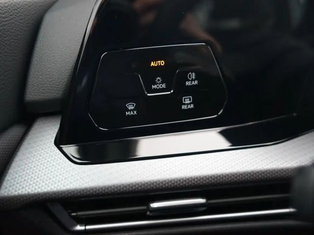 Volkswagen Golf 1.5 eTSI Golf VIII