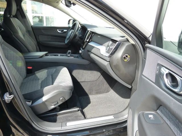 Volvo XC60 Momentum