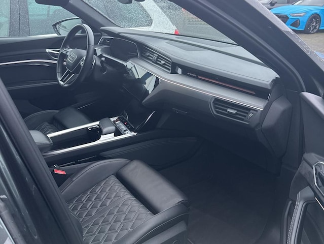 Audi e-tron Quattro Sportback