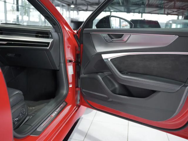 Audi RS6 Avant Quattro